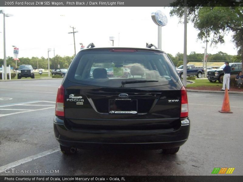 Pitch Black / Dark Flint/Light Flint 2005 Ford Focus ZXW SES Wagon