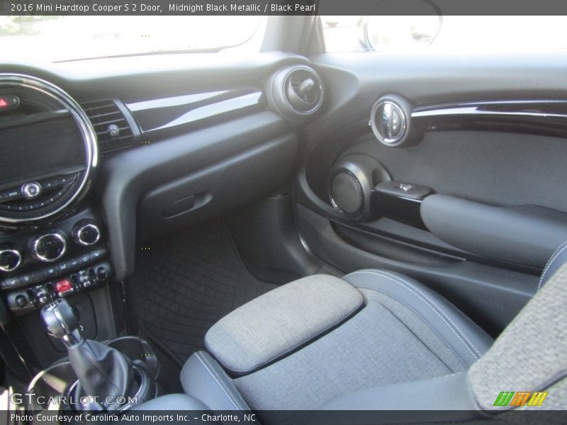 Midnight Black Metallic / Black Pearl 2016 Mini Hardtop Cooper S 2 Door