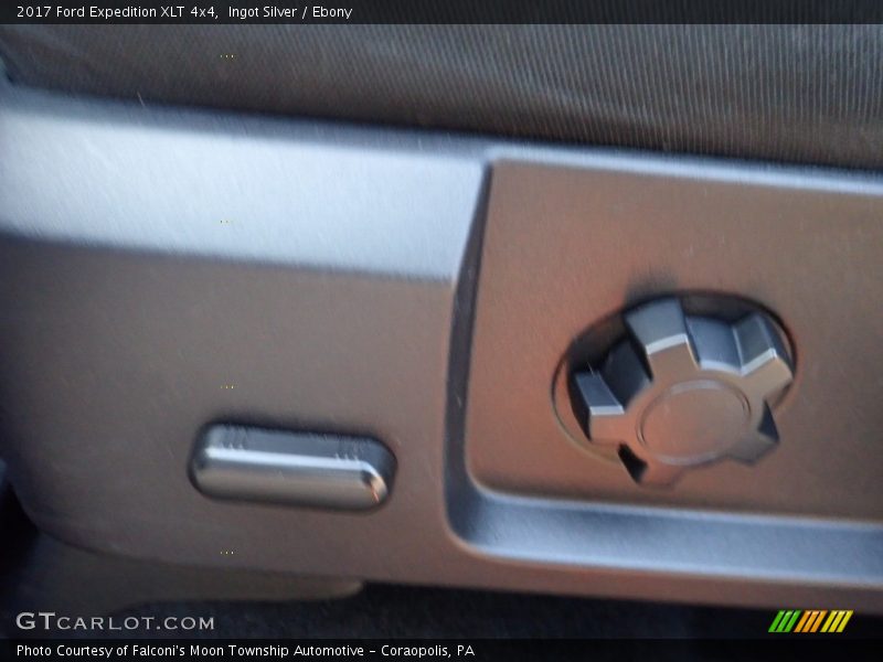 Ingot Silver / Ebony 2017 Ford Expedition XLT 4x4