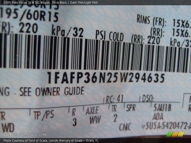 Pitch Black / Dark Flint/Light Flint 2005 Ford Focus ZXW SES Wagon