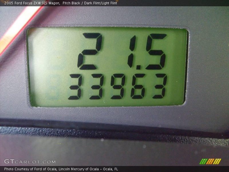 Pitch Black / Dark Flint/Light Flint 2005 Ford Focus ZXW SES Wagon