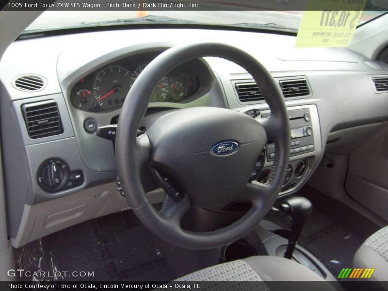 Pitch Black / Dark Flint/Light Flint 2005 Ford Focus ZXW SES Wagon