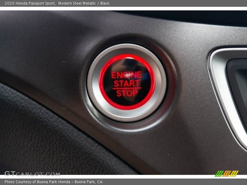 Modern Steel Metallic / Black 2020 Honda Passport Sport