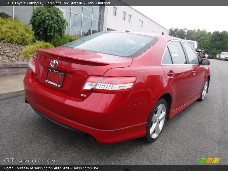 Barcelona Red Metallic / Dark Charcoal 2011 Toyota Camry SE