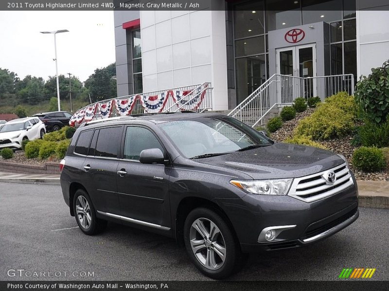 Magnetic Gray Metallic / Ash 2011 Toyota Highlander Limited 4WD