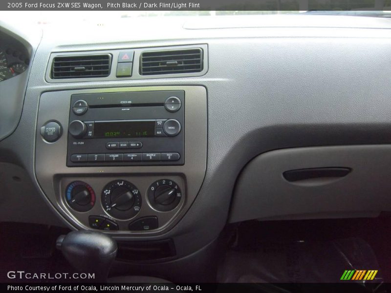Pitch Black / Dark Flint/Light Flint 2005 Ford Focus ZXW SES Wagon