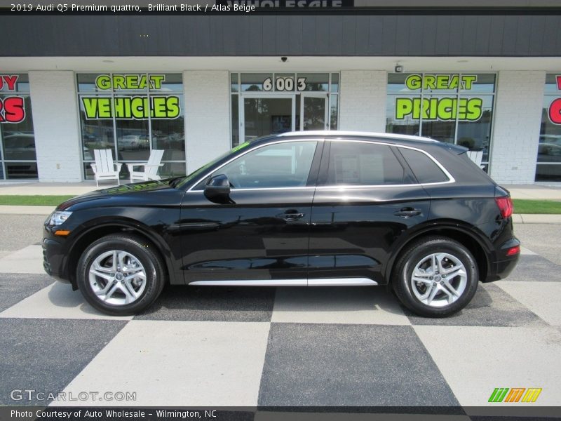 Brilliant Black / Atlas Beige 2019 Audi Q5 Premium quattro
