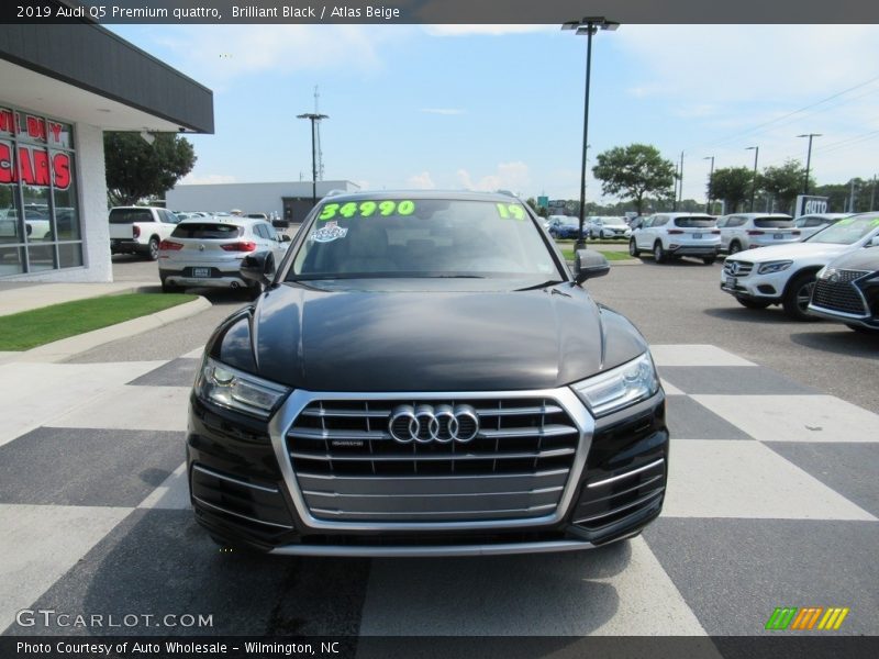 Brilliant Black / Atlas Beige 2019 Audi Q5 Premium quattro