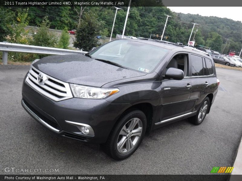 Magnetic Gray Metallic / Ash 2011 Toyota Highlander Limited 4WD