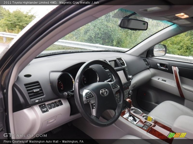 Magnetic Gray Metallic / Ash 2011 Toyota Highlander Limited 4WD