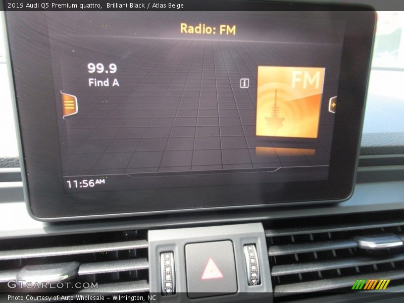 Brilliant Black / Atlas Beige 2019 Audi Q5 Premium quattro