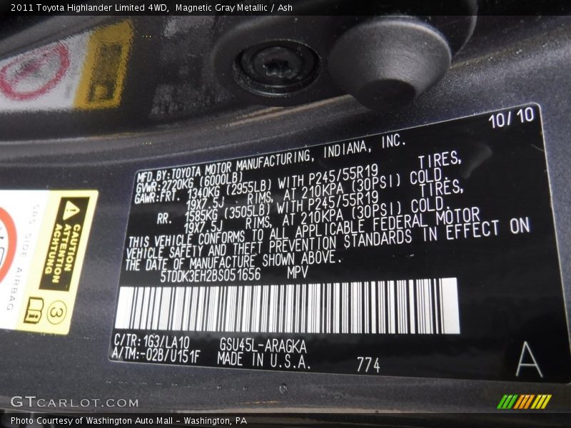 Magnetic Gray Metallic / Ash 2011 Toyota Highlander Limited 4WD