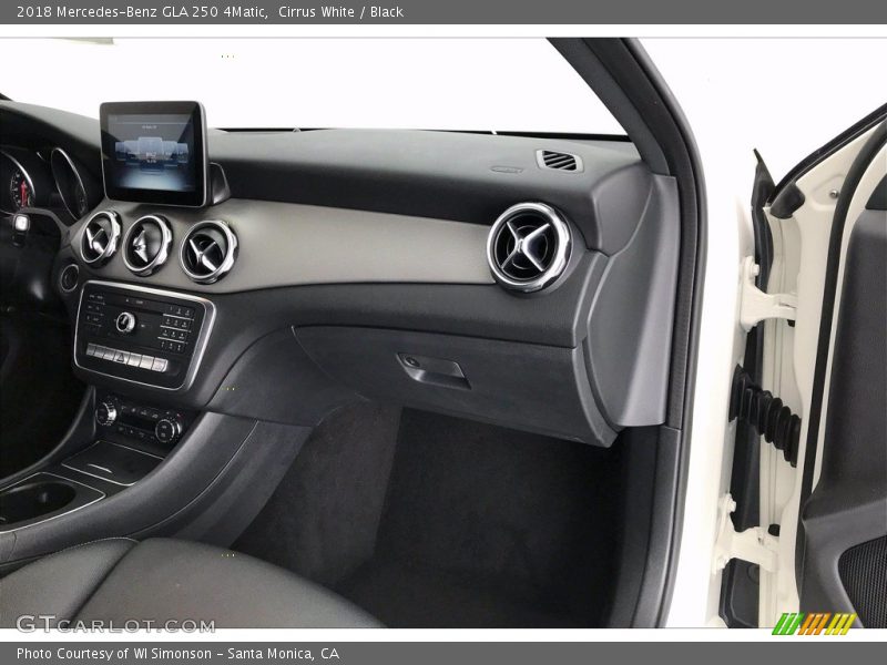 Cirrus White / Black 2018 Mercedes-Benz GLA 250 4Matic