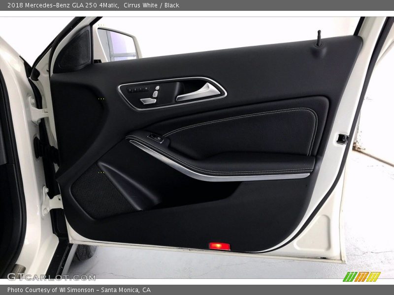Cirrus White / Black 2018 Mercedes-Benz GLA 250 4Matic