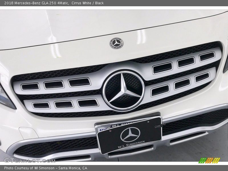 Cirrus White / Black 2018 Mercedes-Benz GLA 250 4Matic