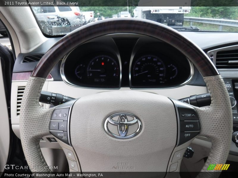 Black / Ivory 2011 Toyota Avalon Limited