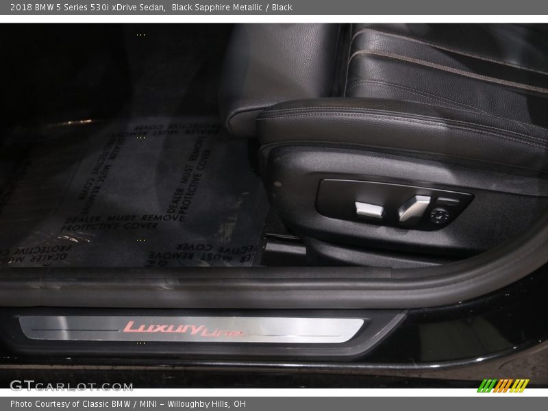 Black Sapphire Metallic / Black 2018 BMW 5 Series 530i xDrive Sedan