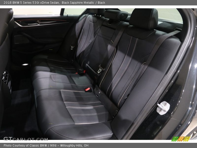 Black Sapphire Metallic / Black 2018 BMW 5 Series 530i xDrive Sedan
