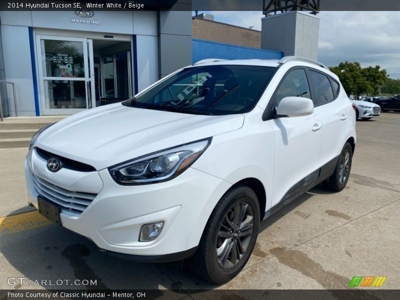 Winter White / Beige 2014 Hyundai Tucson SE