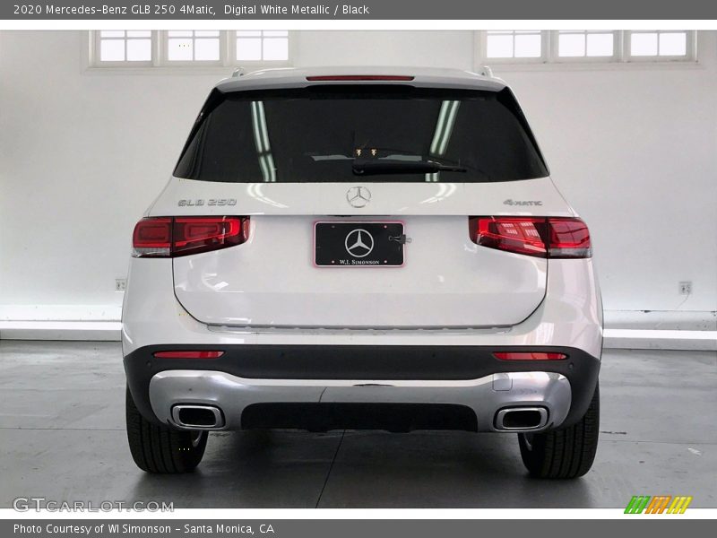 Digital White Metallic / Black 2020 Mercedes-Benz GLB 250 4Matic