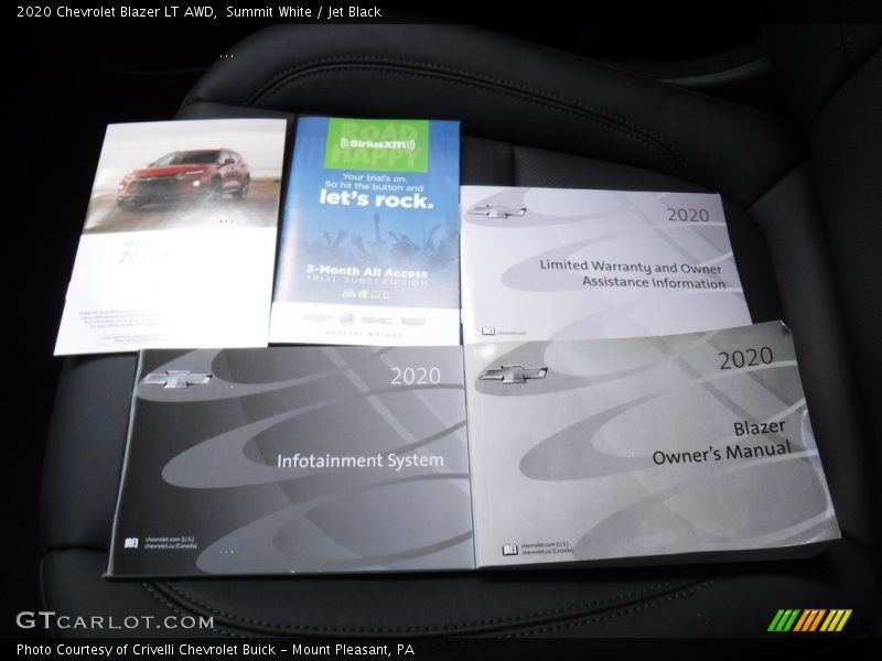 Summit White / Jet Black 2020 Chevrolet Blazer LT AWD