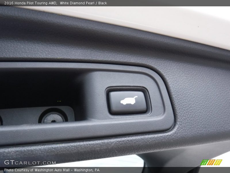 White Diamond Pearl / Black 2016 Honda Pilot Touring AWD