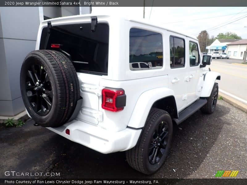 Bright White / Black 2020 Jeep Wrangler Unlimited Sahara 4x4