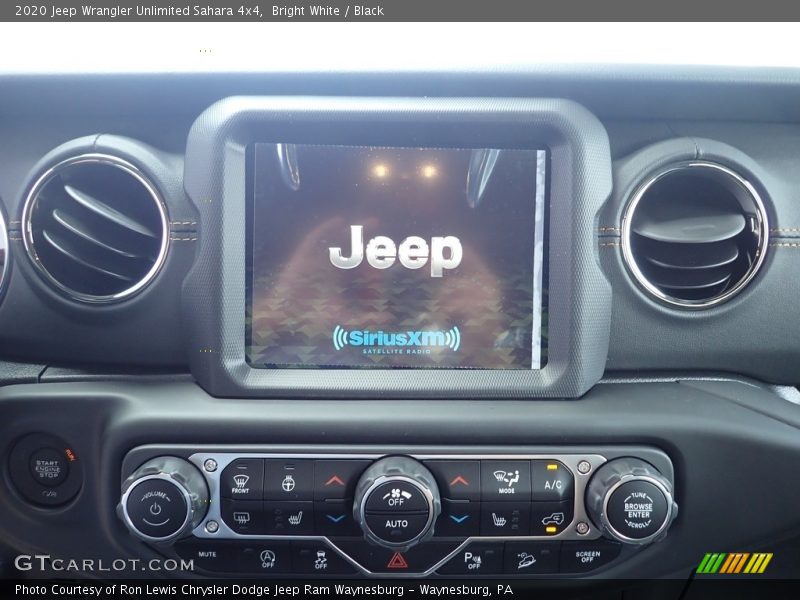 Bright White / Black 2020 Jeep Wrangler Unlimited Sahara 4x4