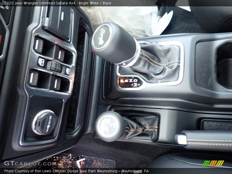 Bright White / Black 2020 Jeep Wrangler Unlimited Sahara 4x4