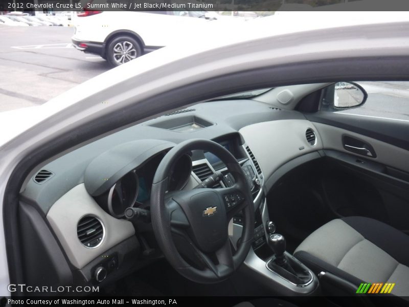 Summit White / Jet Black/Medium Titanium 2012 Chevrolet Cruze LS