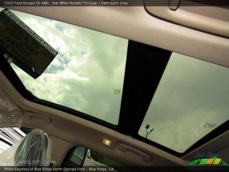 Star White Metallic Tri-Coat / Dark Earth Gray 2020 Ford Escape SE 4WD