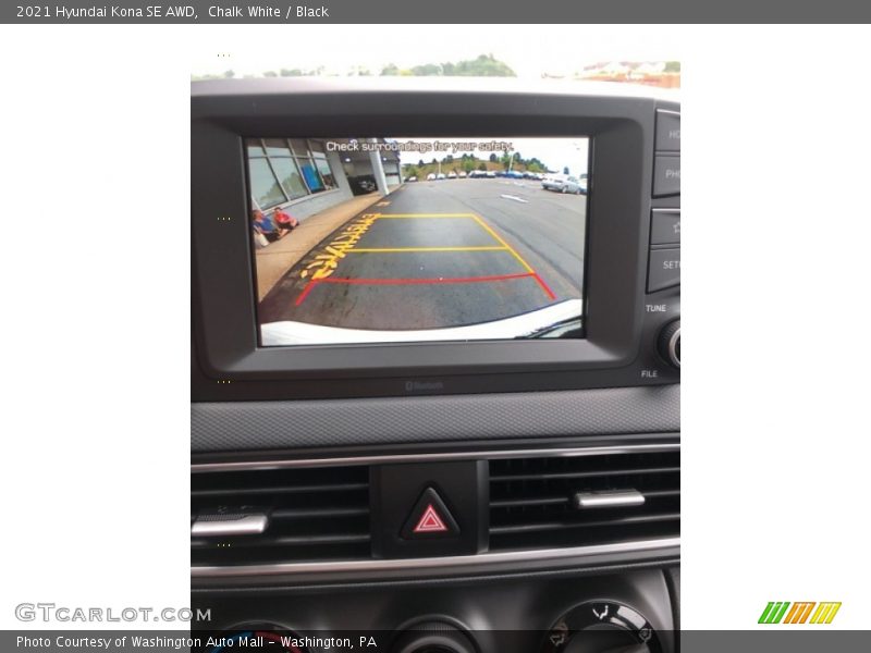 Chalk White / Black 2021 Hyundai Kona SE AWD