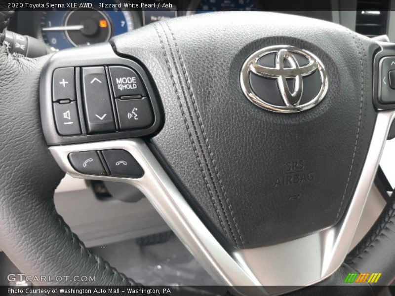 Blizzard White Pearl / Ash 2020 Toyota Sienna XLE AWD