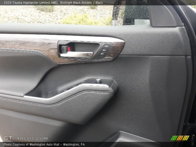 Midnight Black Metallic / Black 2020 Toyota Highlander Limited AWD
