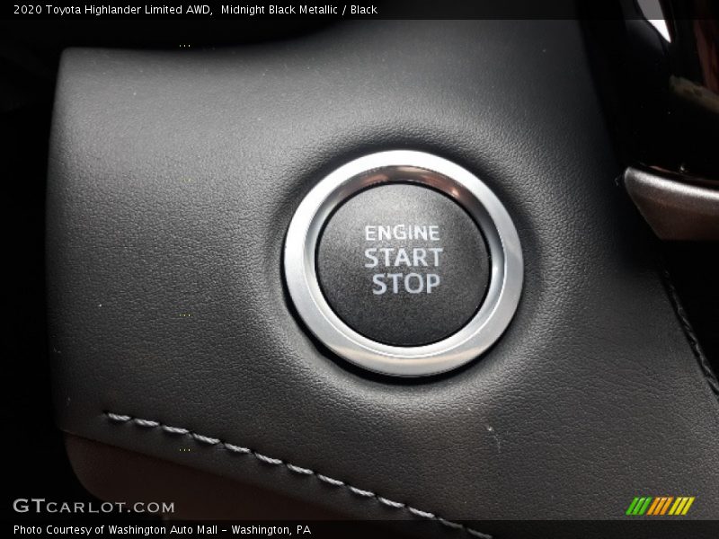 Midnight Black Metallic / Black 2020 Toyota Highlander Limited AWD