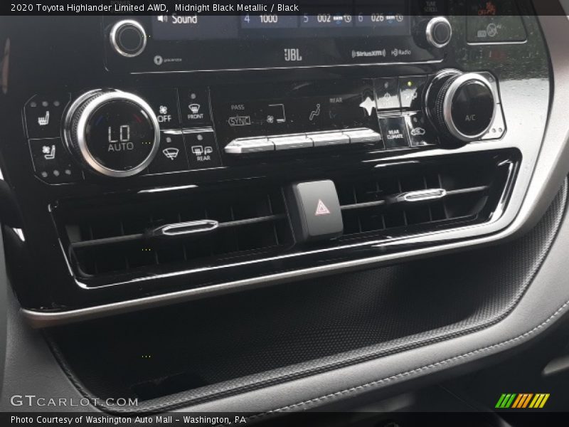 Midnight Black Metallic / Black 2020 Toyota Highlander Limited AWD