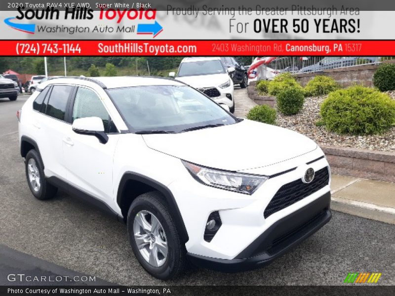 Super White / Black 2020 Toyota RAV4 XLE AWD
