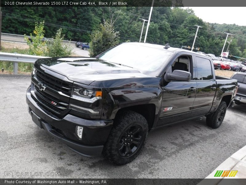 Front 3/4 View of 2018 Silverado 1500 LTZ Crew Cab 4x4