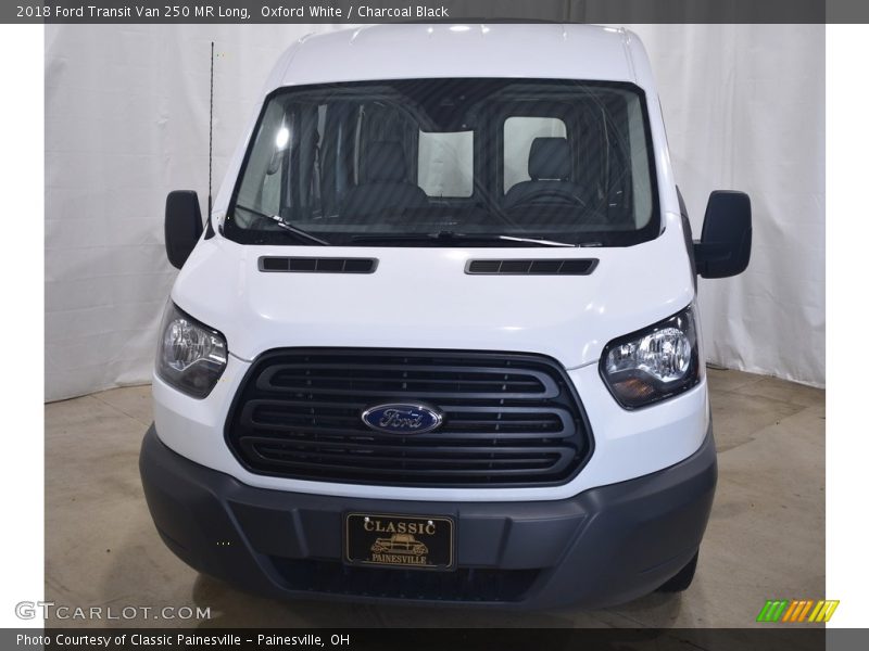 Oxford White / Charcoal Black 2018 Ford Transit Van 250 MR Long