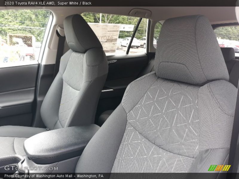 Super White / Black 2020 Toyota RAV4 XLE AWD