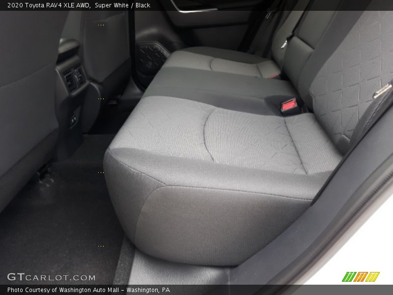 Super White / Black 2020 Toyota RAV4 XLE AWD