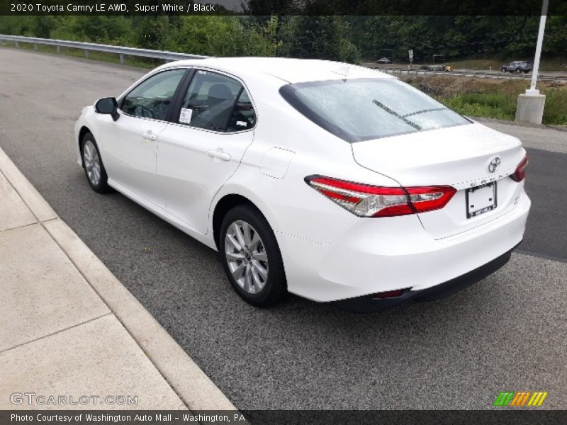 Super White / Black 2020 Toyota Camry LE AWD
