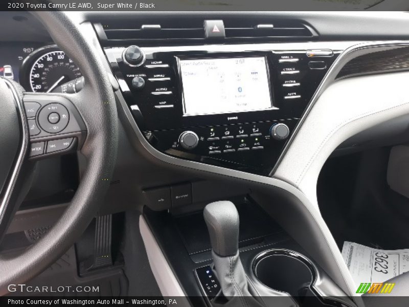 Super White / Black 2020 Toyota Camry LE AWD