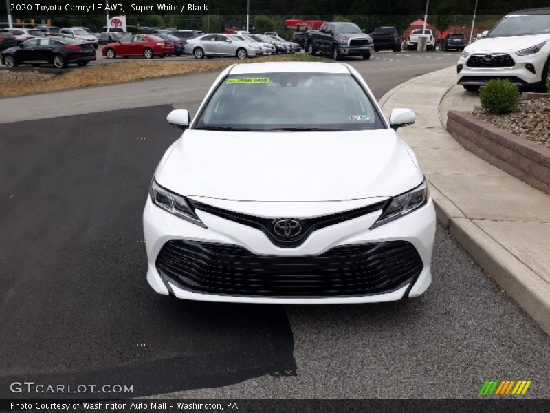 Super White / Black 2020 Toyota Camry LE AWD