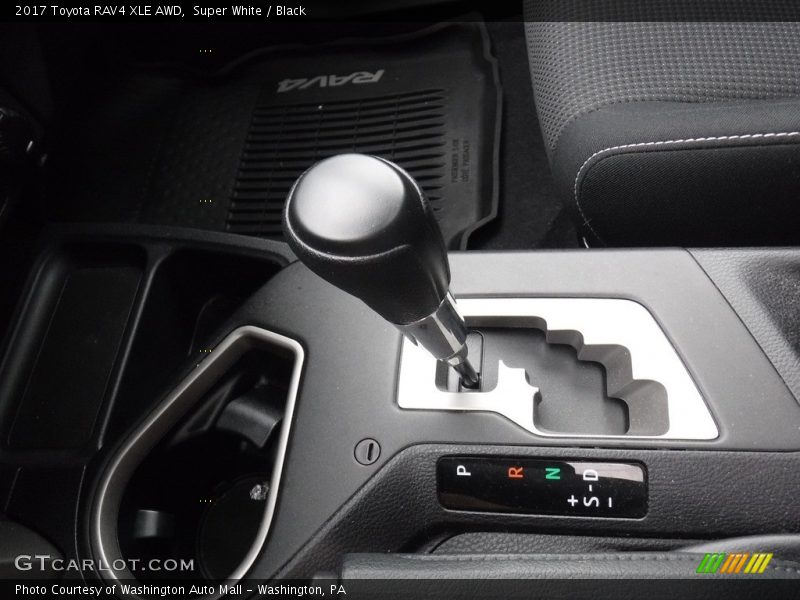 Super White / Black 2017 Toyota RAV4 XLE AWD