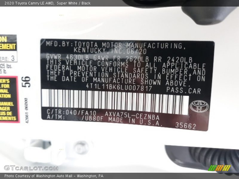 Super White / Black 2020 Toyota Camry LE AWD