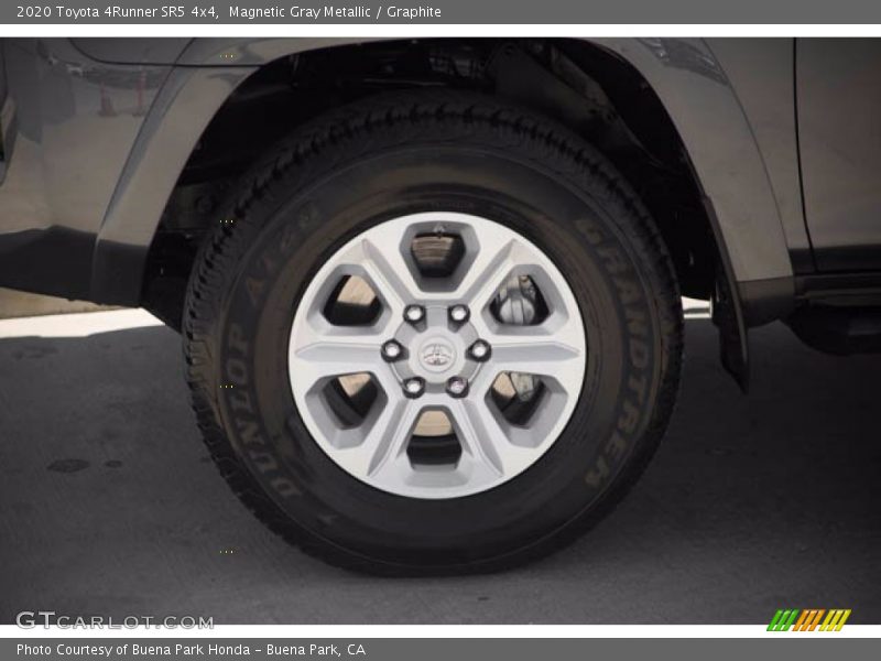 Magnetic Gray Metallic / Graphite 2020 Toyota 4Runner SR5 4x4
