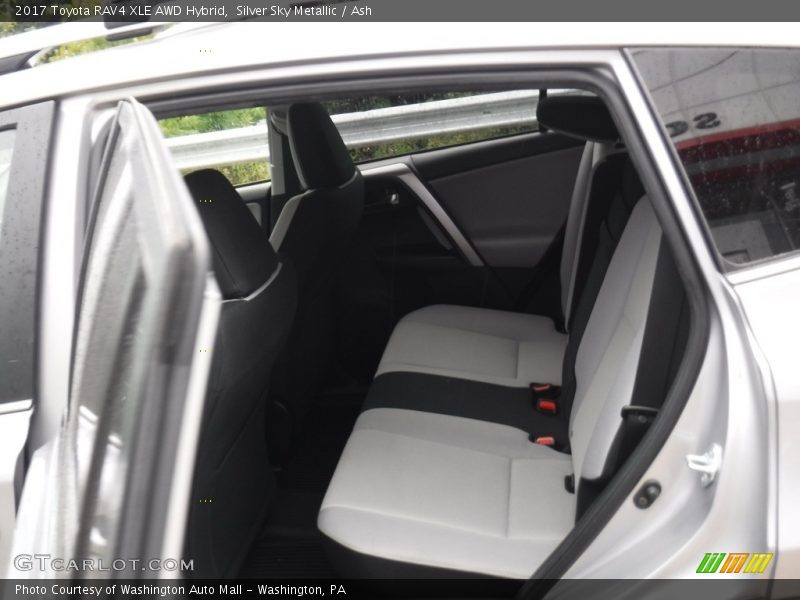 Silver Sky Metallic / Ash 2017 Toyota RAV4 XLE AWD Hybrid