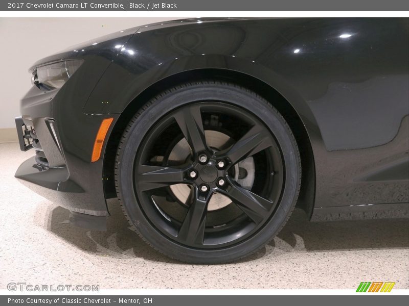  2017 Camaro LT Convertible Wheel