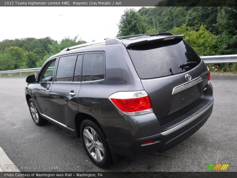 Magnetic Gray Metallic / Ash 2013 Toyota Highlander Limited 4WD